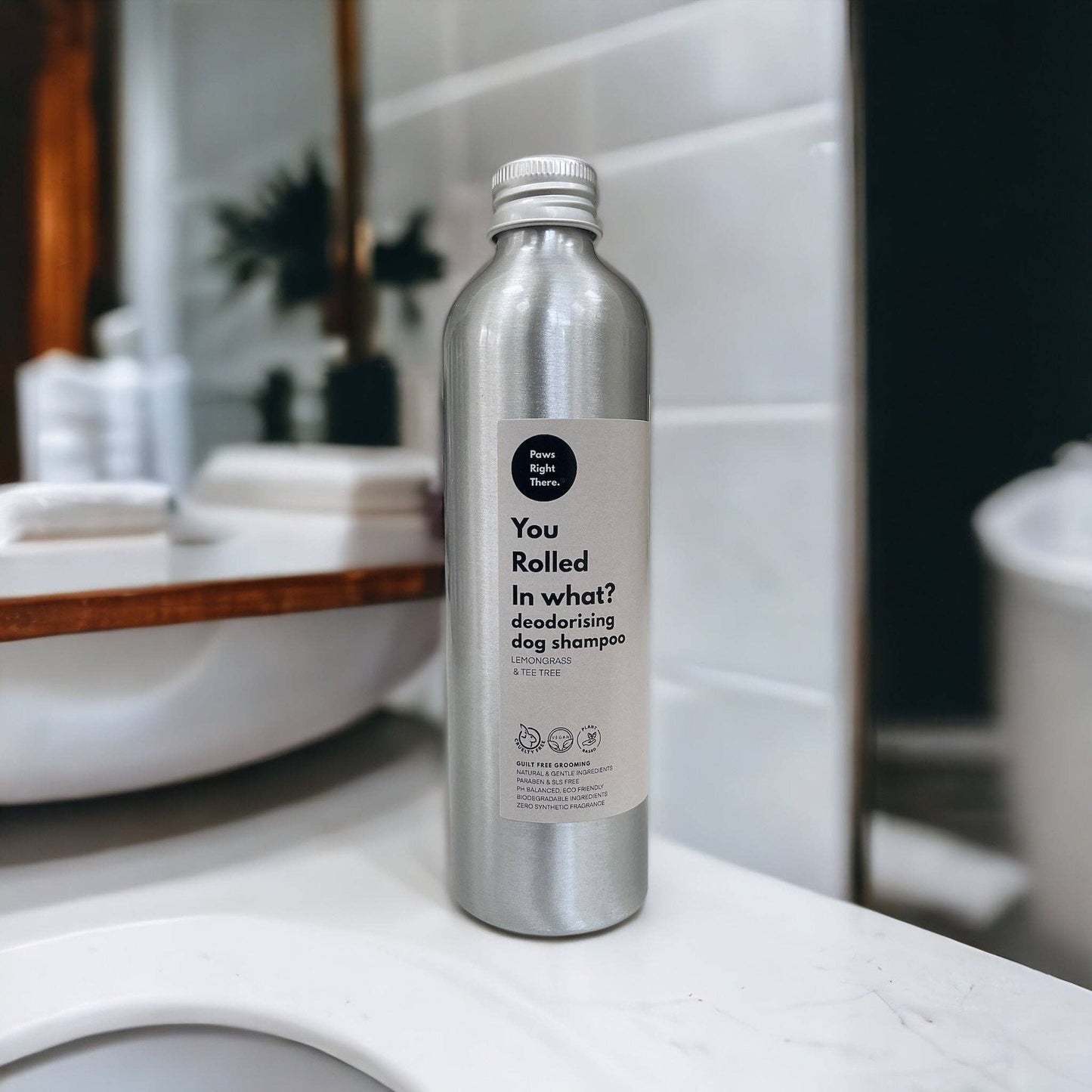 Paws Right There ‘You rolled in what’ deodorising vegan dog shampoo refill