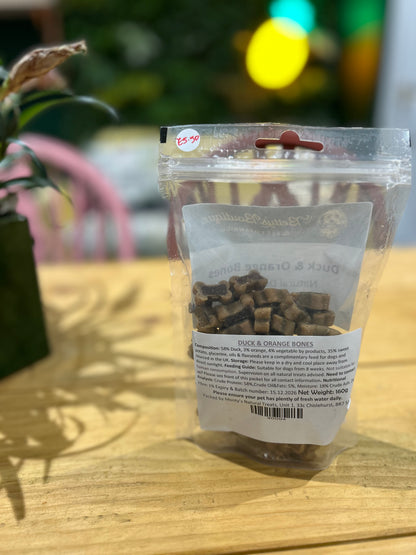 Back of packet of Betty Boutique duck and orange dog treats